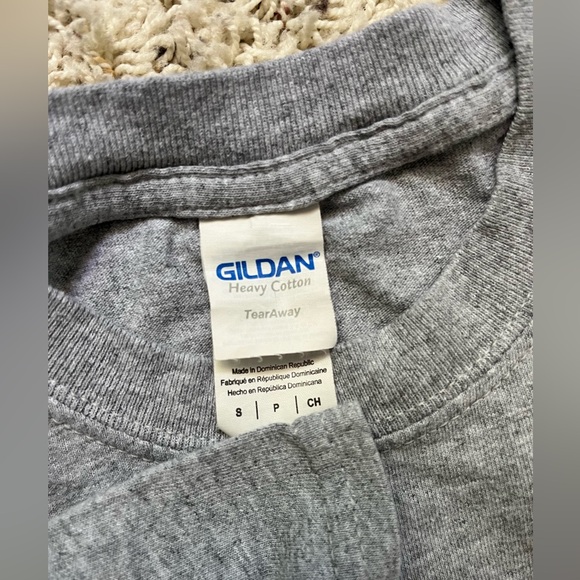 Chicago, IL tee - Picture 2 of 4